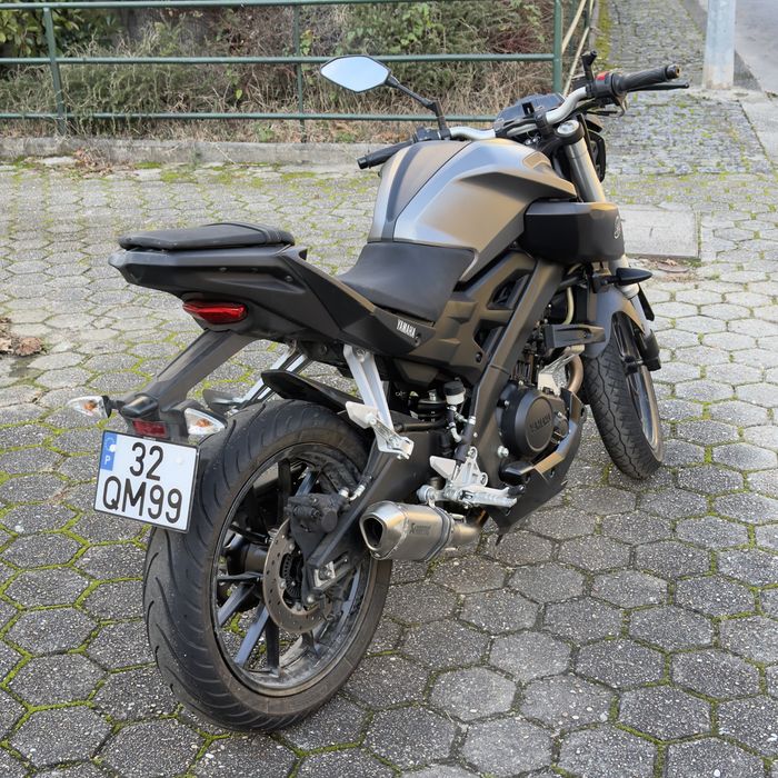 Yamaha mt 125 (negociavel)