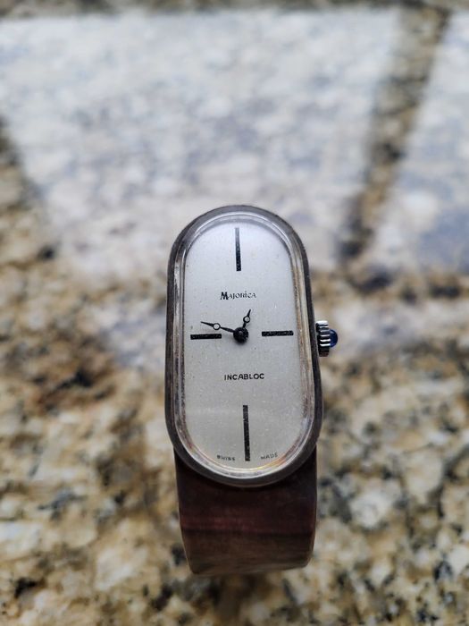 Niezwykły srebrny zegarek damski Majorica