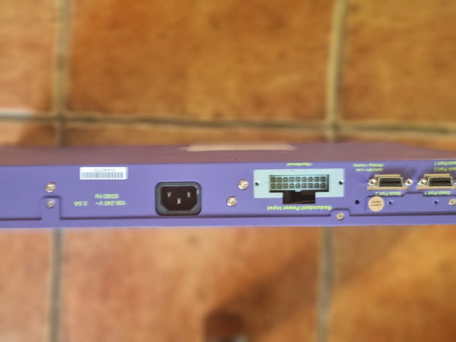 Switch Extreme Summit X250e-48P 48x 1Gb RJ-45, 2x 10Gb SFP+ PoE 1x PSU