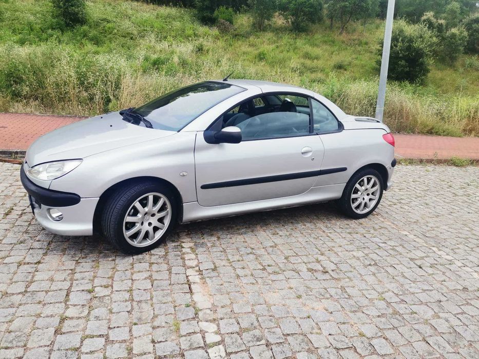 Peugeot 206 CC 1.6i com sistema GPL