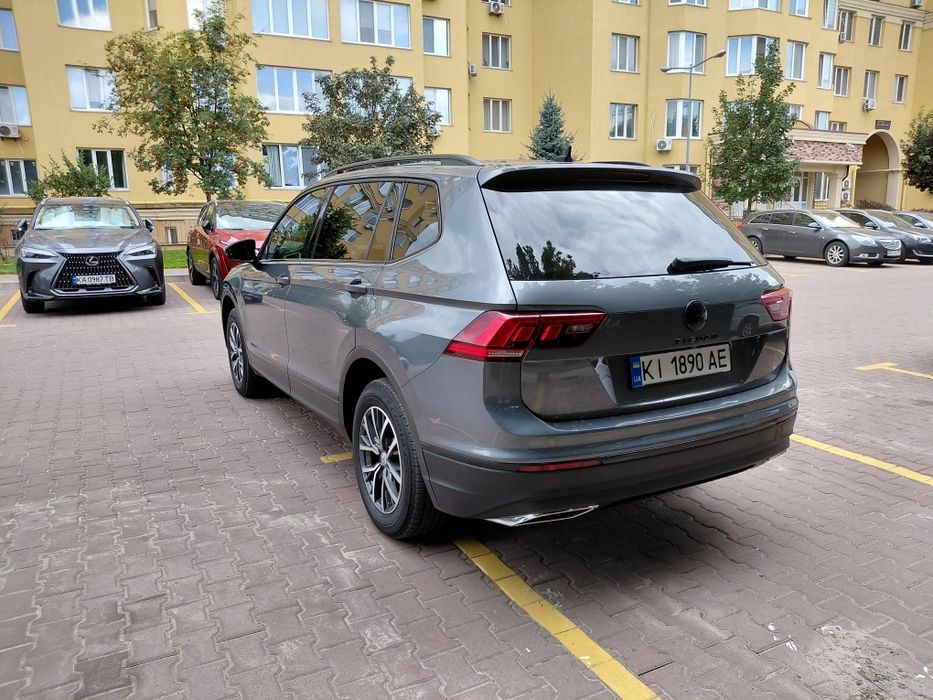 VW Tiguan  2019 2.0 передній привід