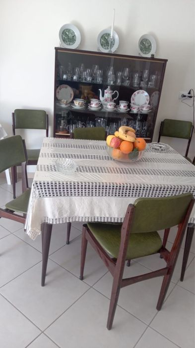 Moveis antigos lacados (em muito bom estado)