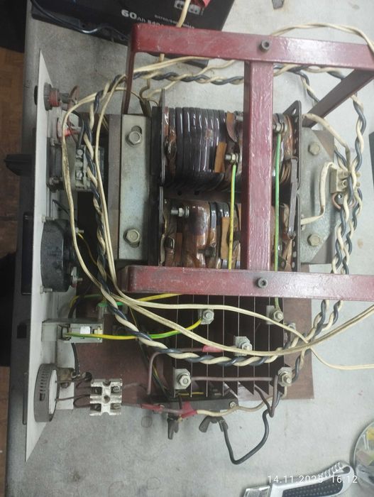 Prostownik PRL na chodzie