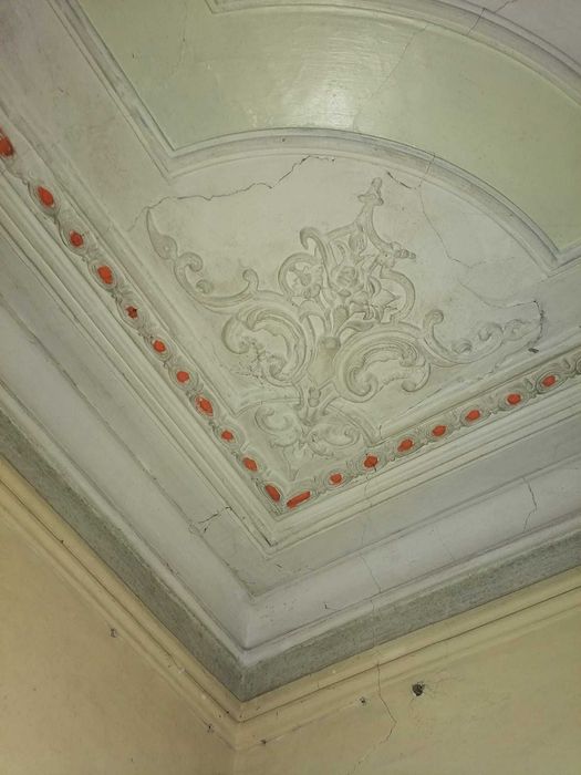 Quintinha para reconstruir no parque das serras do Porto