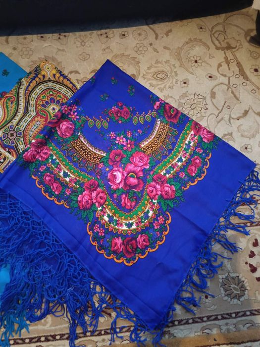 Продам велику українську хустку