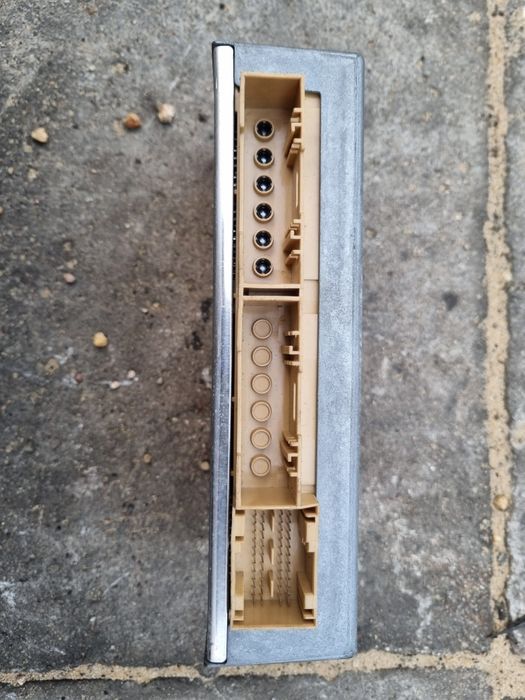 BMW E60 E61  sensor moduł poduszek airbag gateway brama SGM