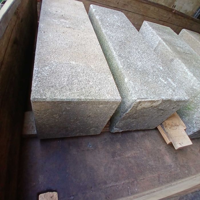Pilares  granito