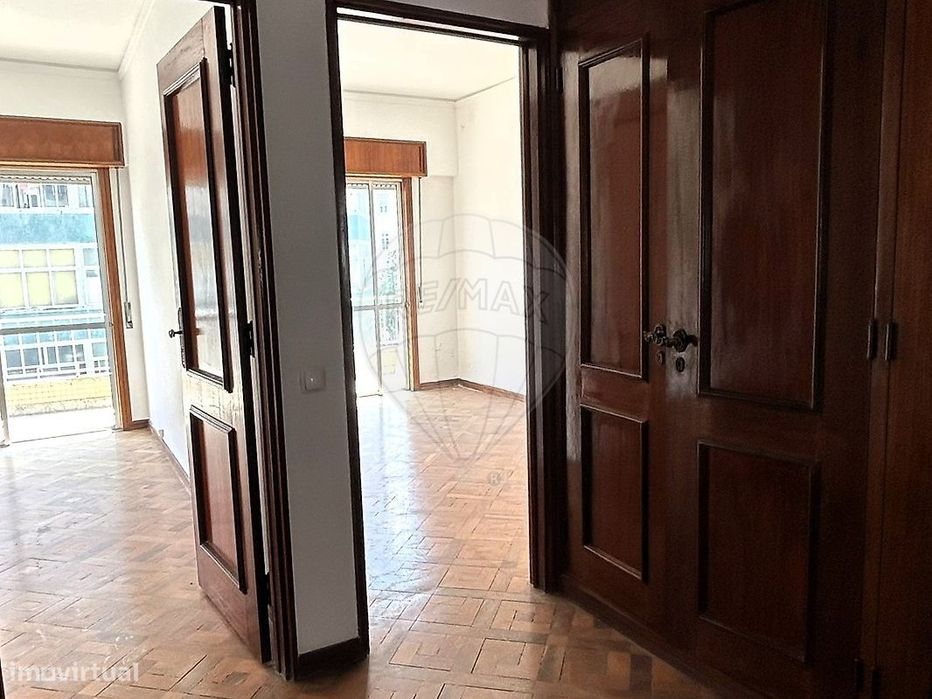 Apartamento T2 para arrendamento
