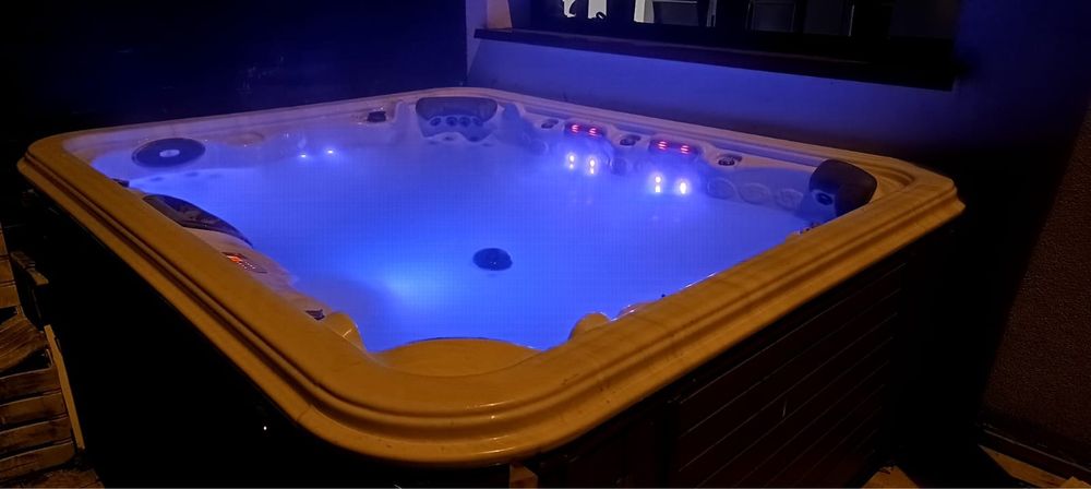 Jacuzzi Wanna Ogrodowa Paragon