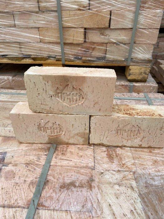 Цегла пічна м200 вогнетривка шамотна каолінова Чотирбоки