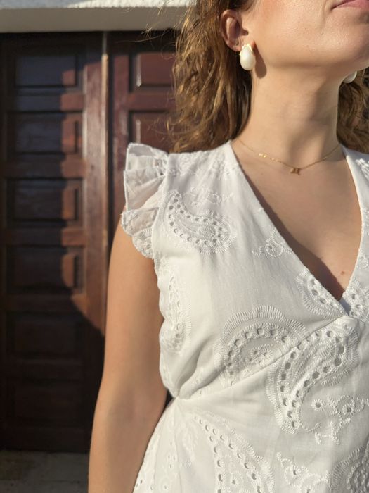 Vestido bordado inglês