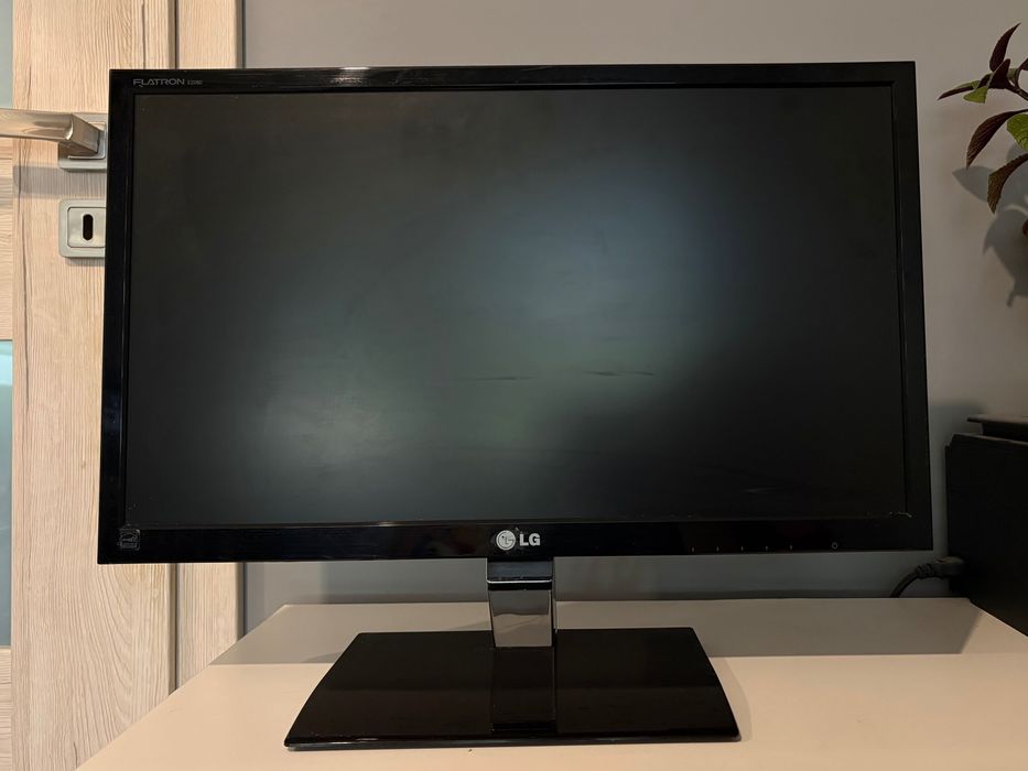 Monitor LG 21cali