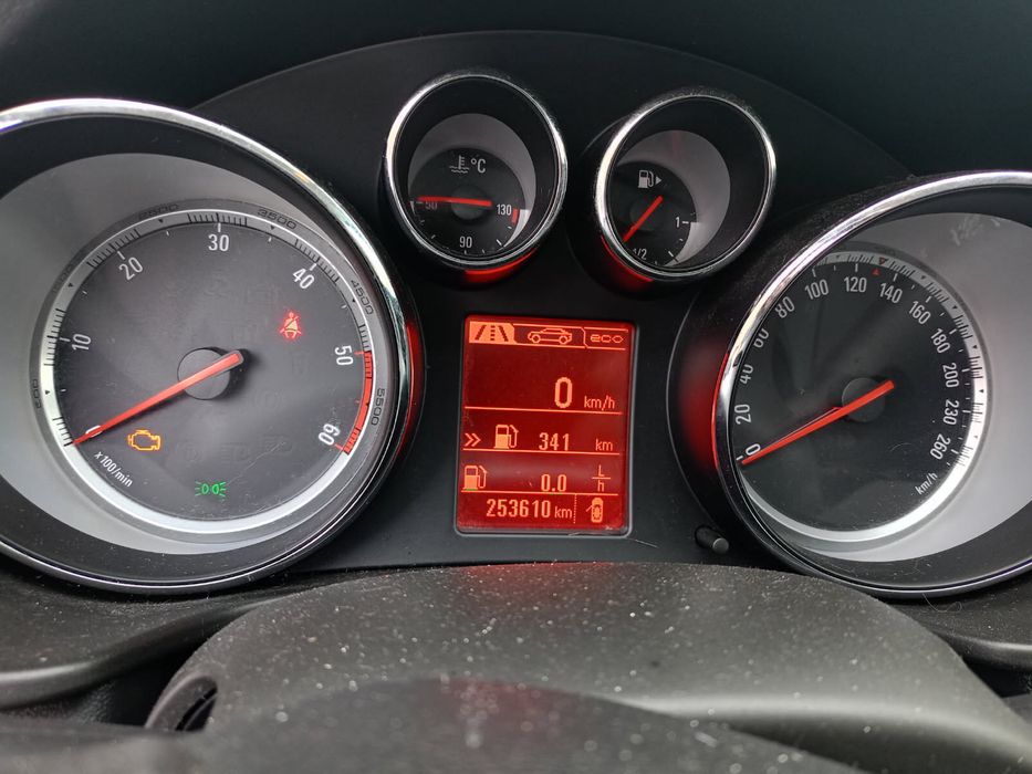 Opel Insignia Sports Tourer 2012