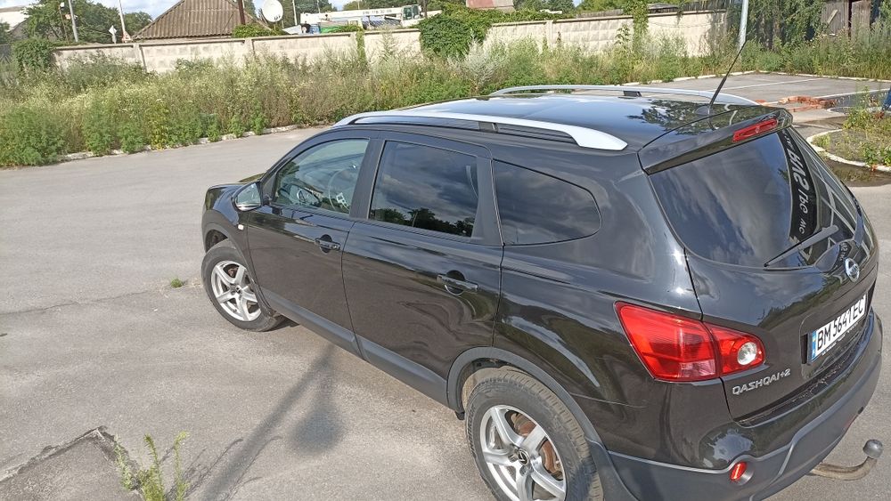 Nissan Qashqai+2