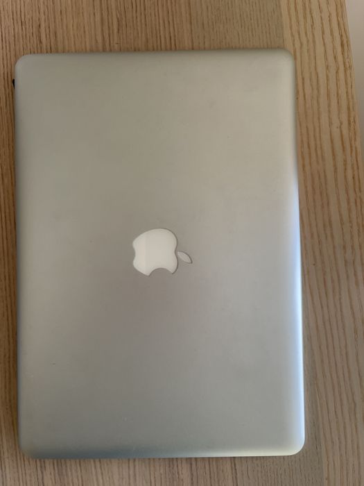 Dispay Macbook 13” 2010
