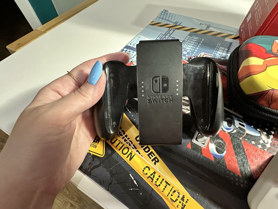 Konsola nintendo switch oled zestaw joy con kontroler switch kierownice gry mario minecraft etui