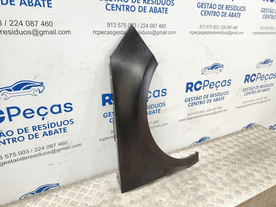 Guardalamas Frente Frontal Direito Original Audi A1 8X 2010 a 2018