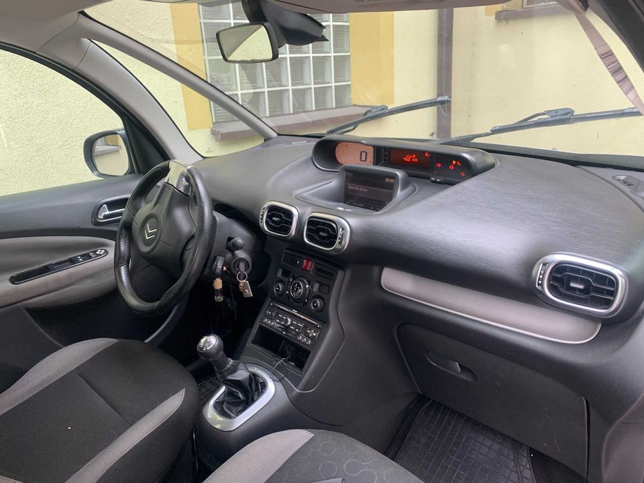 CITROEN C3 PICASSO deska ,części , całość