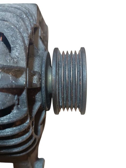 Alternator A4 A6 Superb Scirocco Passat Eos 1.8 2.0 2.4 2.8