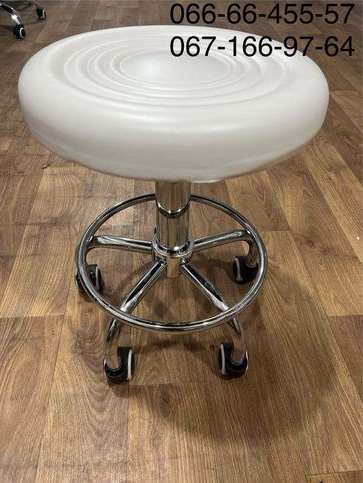 Стул мастера маникюра без спинки ( разные цвета) розница