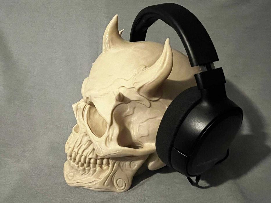 Designerska czaszka 3D – stojak na słuchawki w różnych kolorach