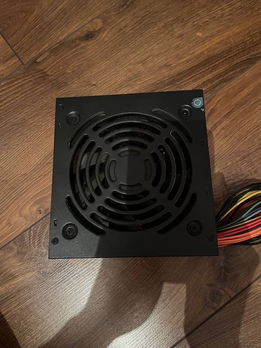 Блок питания Aerocool VX-700