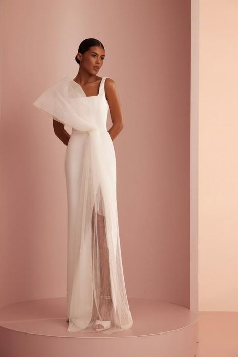 Весільна сукня