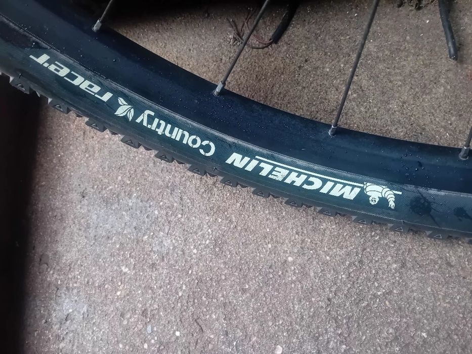 Roda traseira Mavic 29 completa