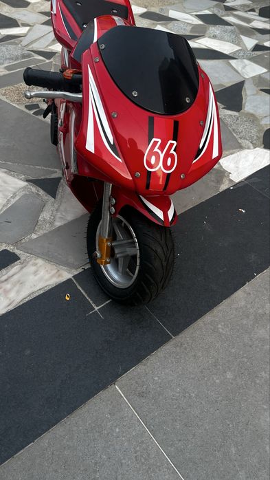 Minimoto de pista a gasolina