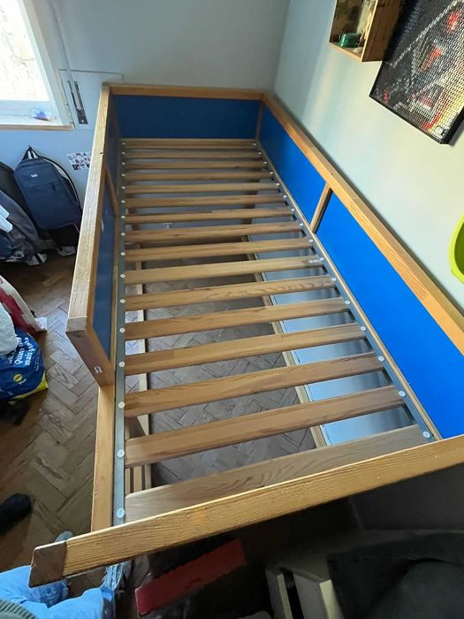 Cama reversível Ikea