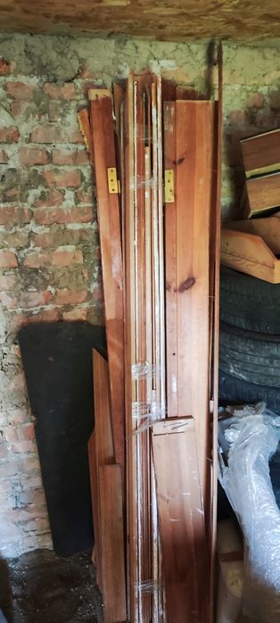 Продам двері матеріал сосна б/у 2200