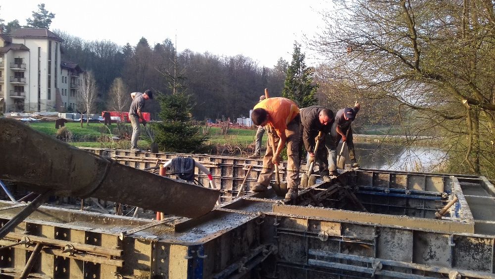 Фундамент,басейн, колони бетонні (монолітні) перекриття,підпірні стіни