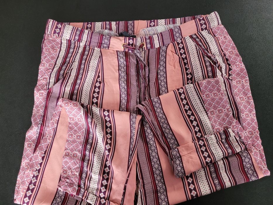 Spodnie letnie we wzory, Atmosphere 46