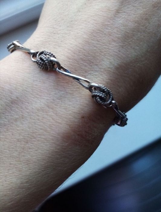 Продам серебряную цепочку.