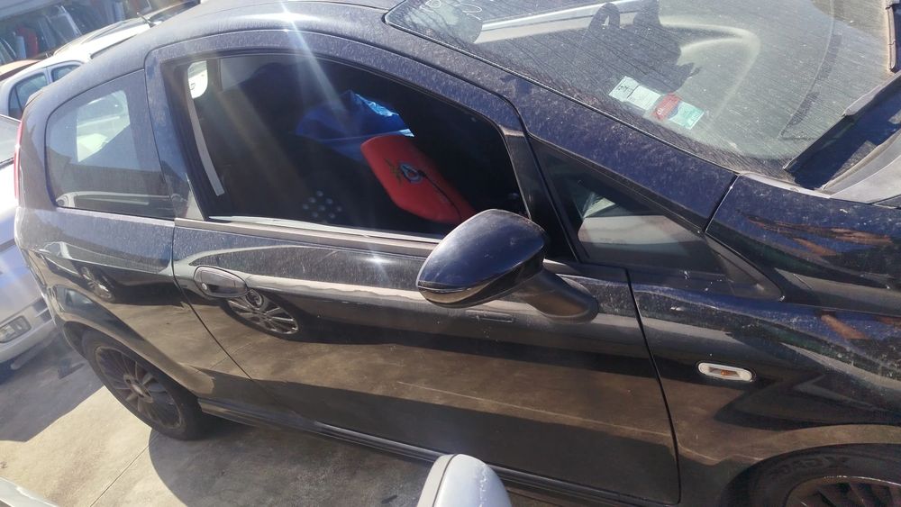 Porta frente direita FIAT Grande Punto (199_)