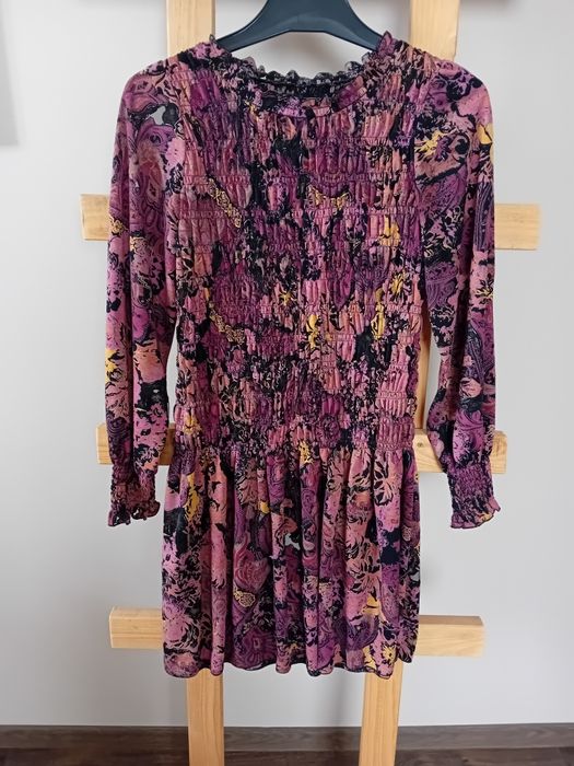 Sukienka 36/38 z prześwitami