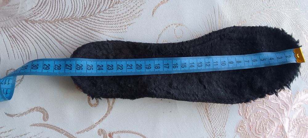 Продам зимові ботінки