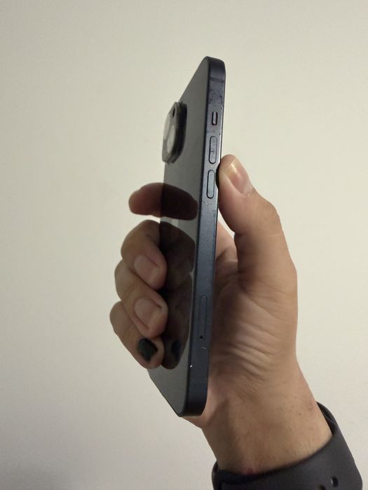 iPhone 13 256GB ótimo estado + cabo + 2 capas