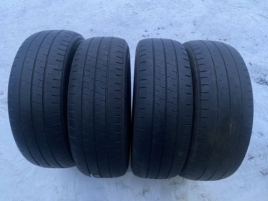 Kumho  215/65/R16C комплект літніх шин