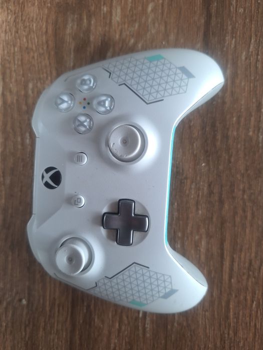 Pad bezprzewodowy x-box one