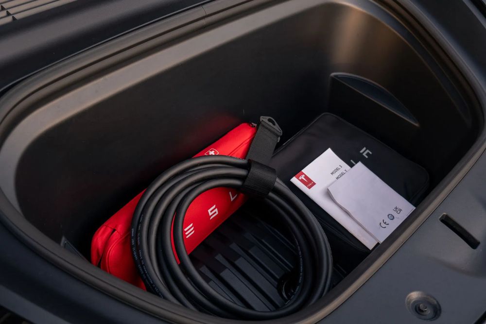 Tesla Model Y Long Range Dual Motor AWD