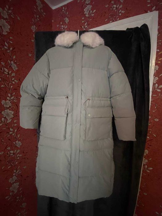 Женский длинный пуховик