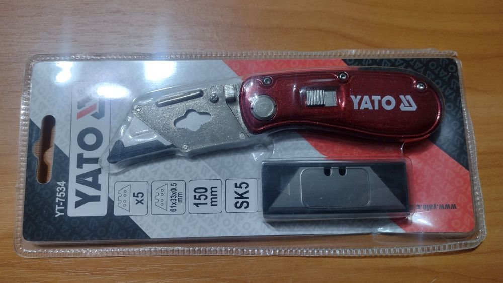 Ніж будівельний YATO YT-7534