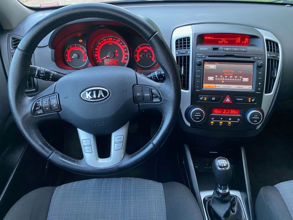 Kia Ceed MPI tylko 116tyś. km NAVI / TEMPO / bogata wersja