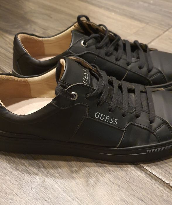 Чорні кеди guess