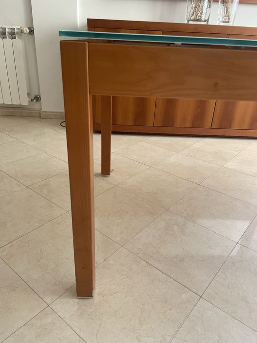 Mesa de jantar retangular madeira e vidro fosco extensivel
