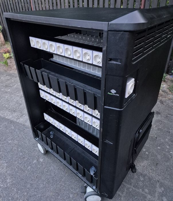 Ergotron zip40 Charging Cart wózek szafa do ładowania notebook laptop