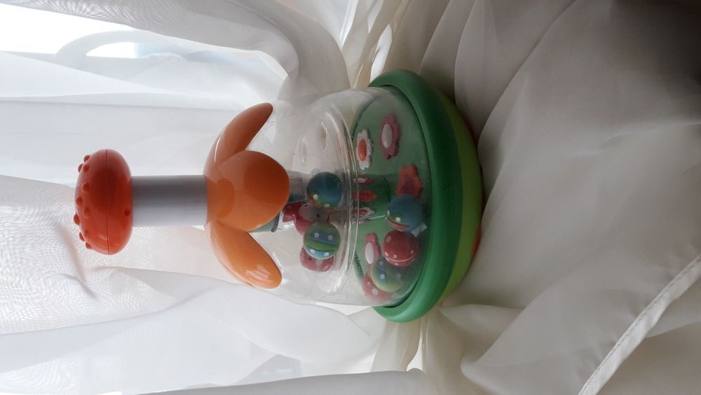 Продам игрушки фирмы Chicco