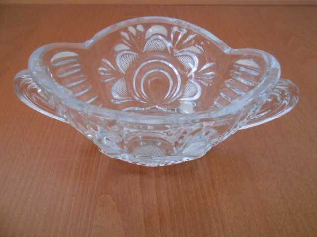 Хрустальная конфетница салатница