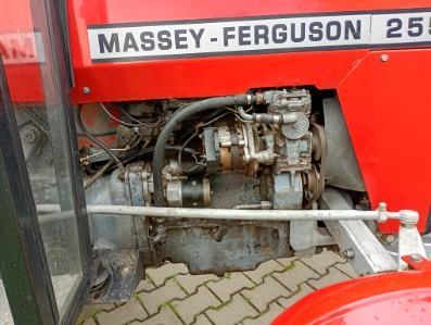 Ciągnik ferguson 255